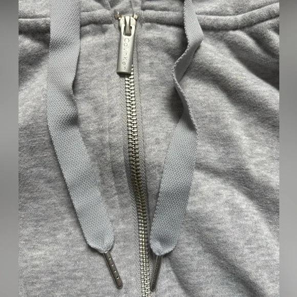 Calvin Klein Fleece Lined Zip up - Picture 2 of 4